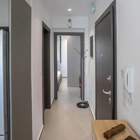 Apartment South Sea Néa Péramos